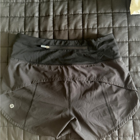 Lululemon Speed Up Shorts 4” Size 2-TALL  Black - Picture 3 of 4